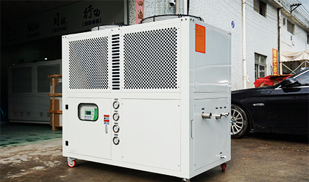 影響螺桿式冷水機部件使用壽命原因是什么<div   id=