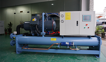 您知道冷水機組的安全操作規(guī)程有哪些嗎<div   id=